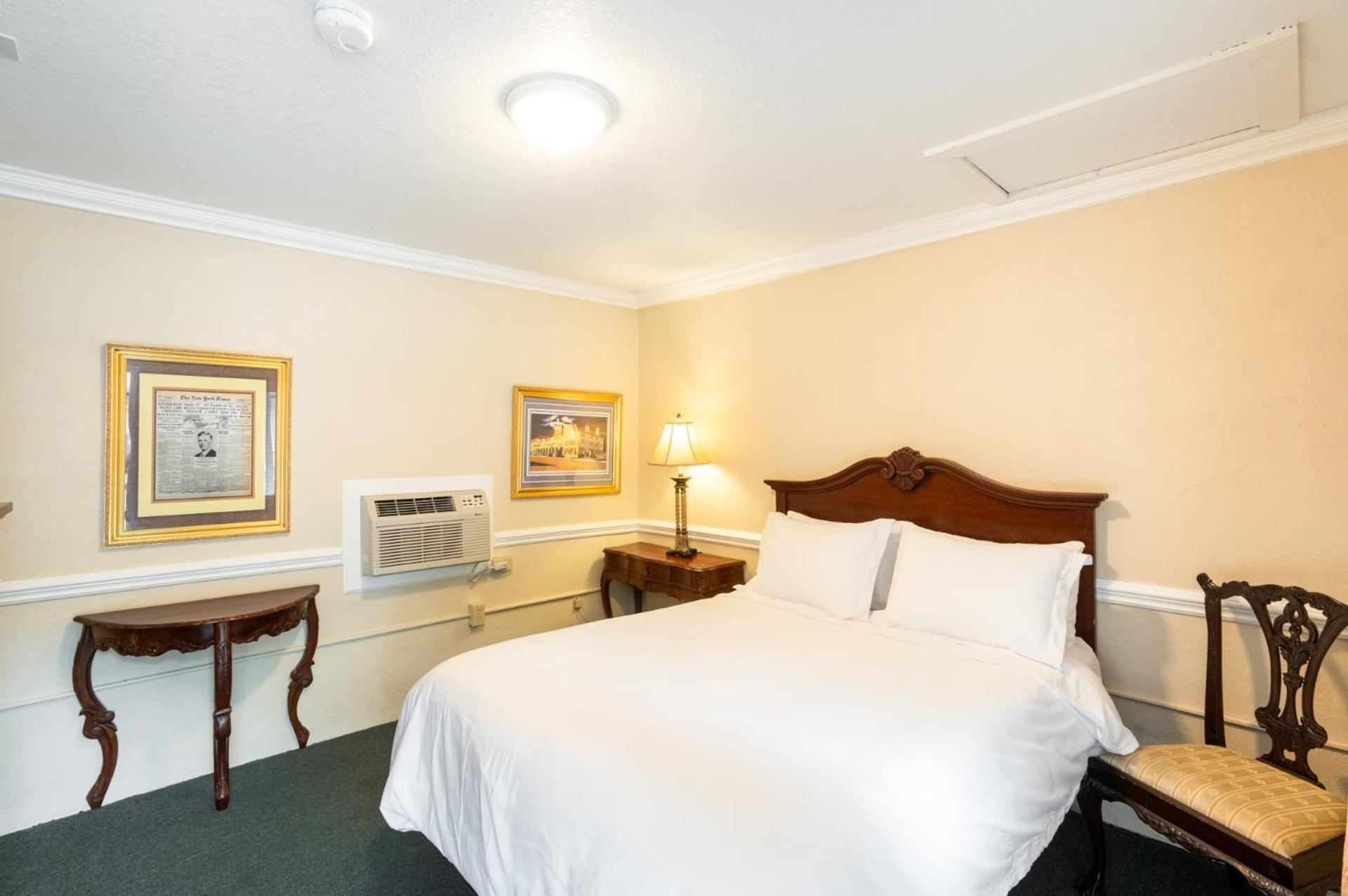 Lake Lure Inn And Spa 外观 照片
