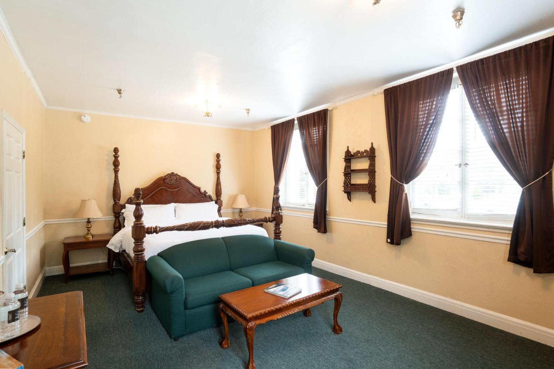 Lake Lure Inn And Spa 外观 照片