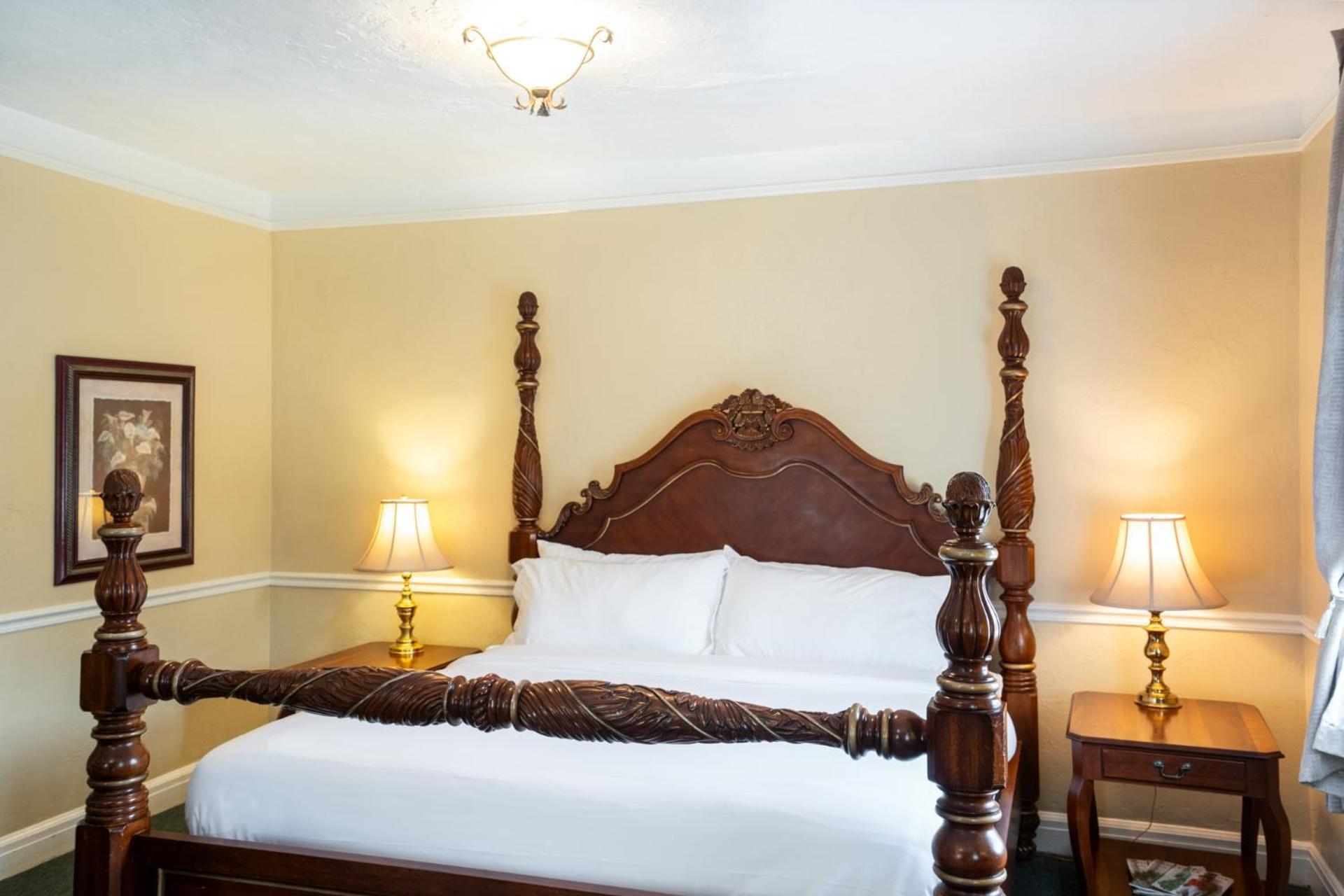 Lake Lure Inn And Spa 外观 照片