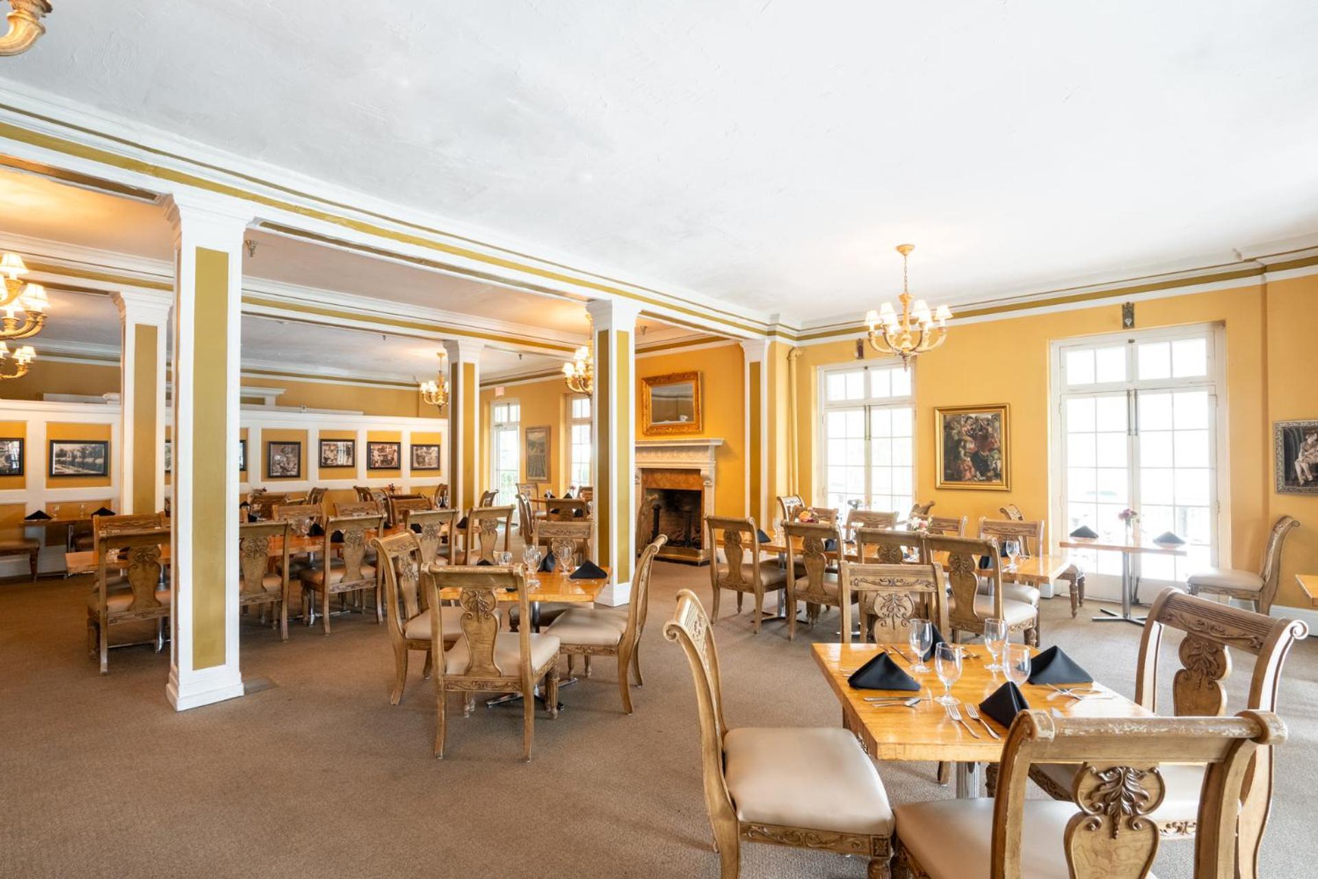Lake Lure Inn And Spa 外观 照片